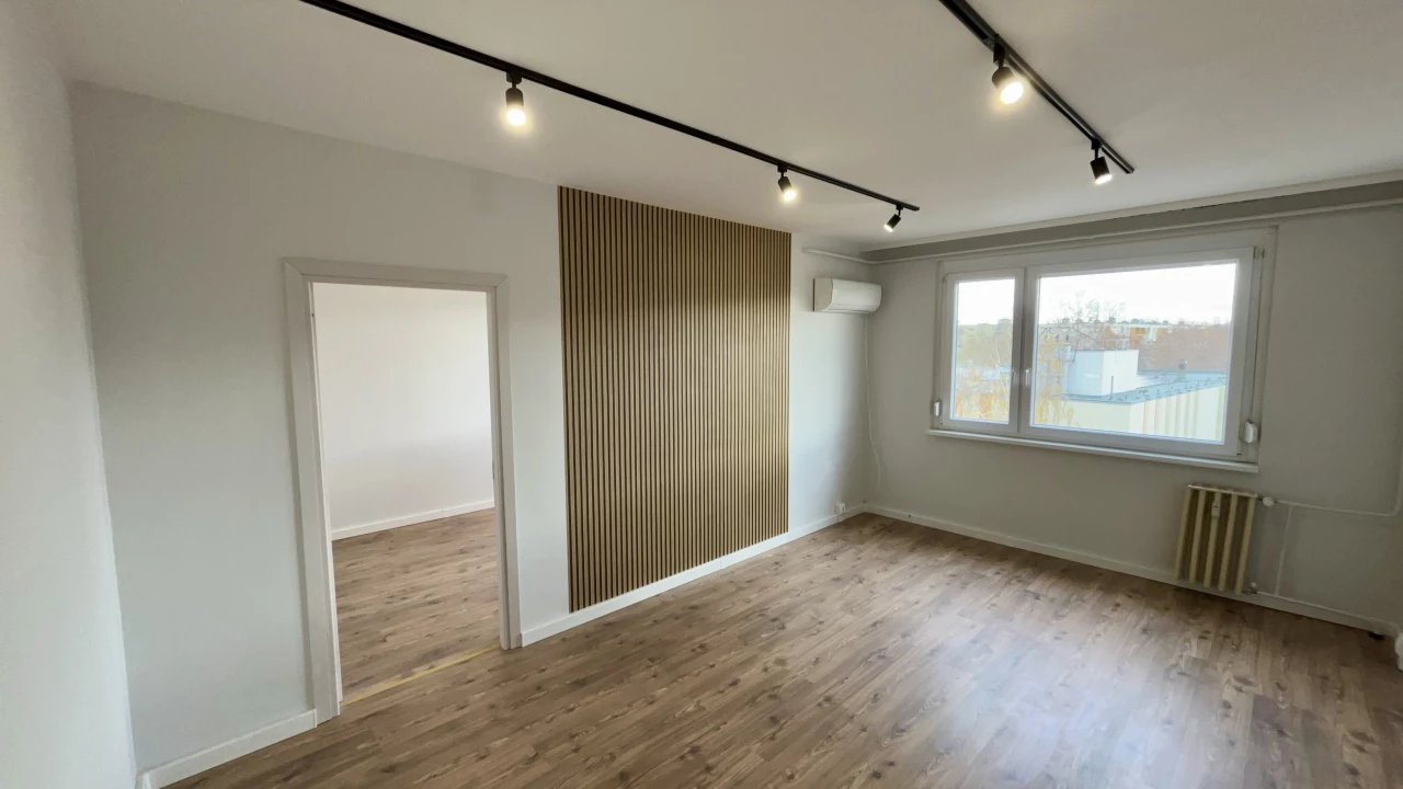 For sale panel flat, Makó