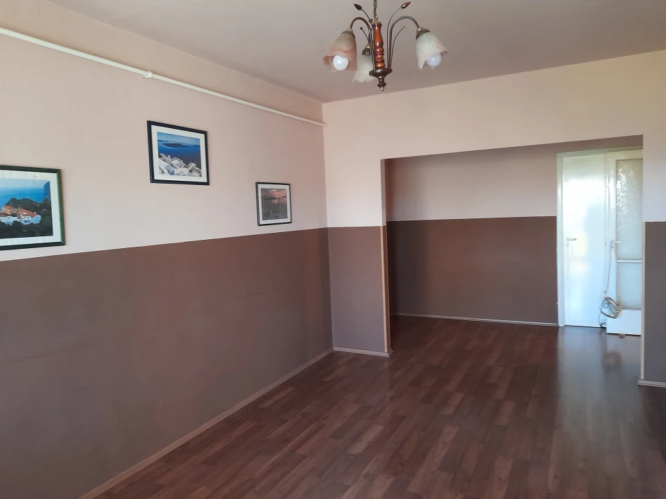 For sale panel flat, Szeged