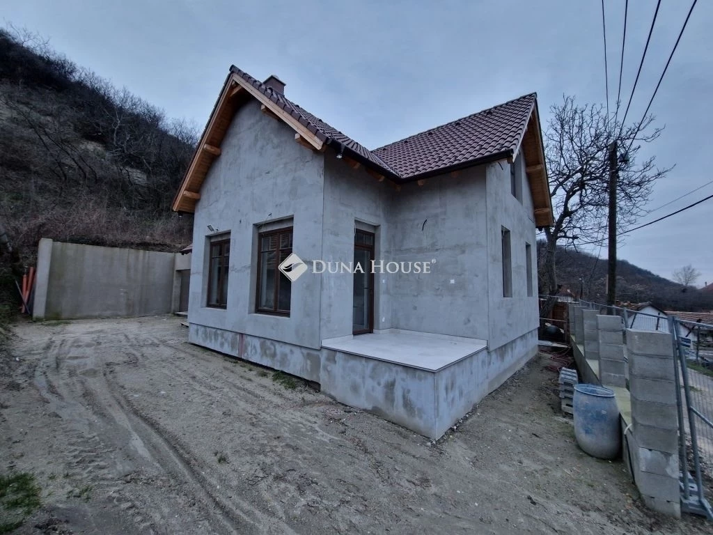 Eladó ház, Érd