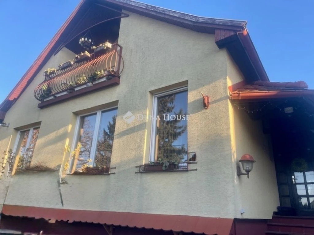 Eladó ház, Törökbálint