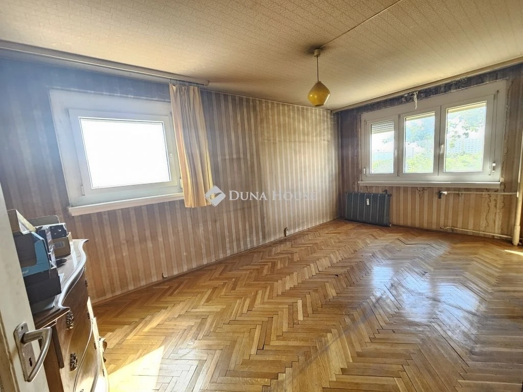 Eladó lakás, Budapest 3. ker.