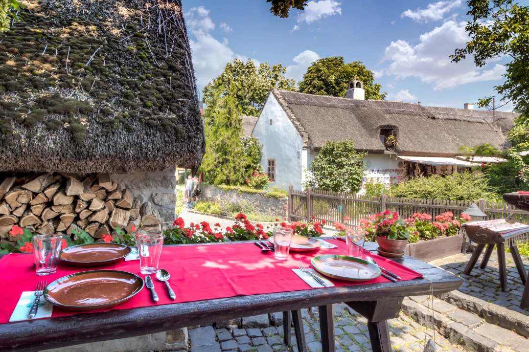 Eladó vendéglő, étterem, Tihany