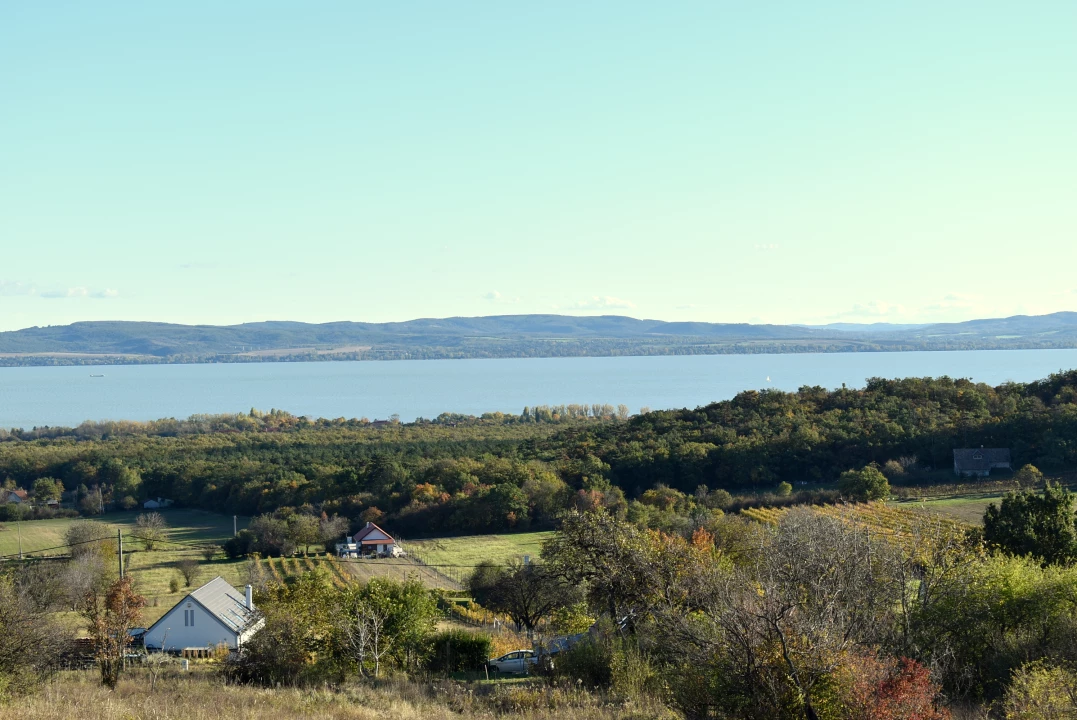 Eladó családi ház, Balatonudvari