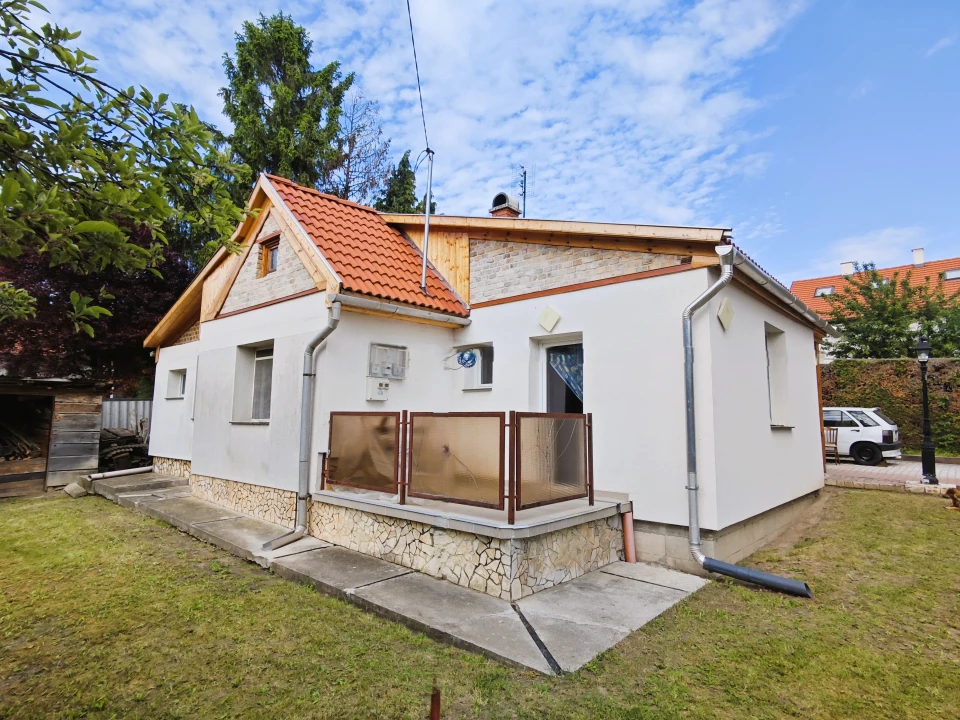 Eladó családi ház, Balatonfűzfő