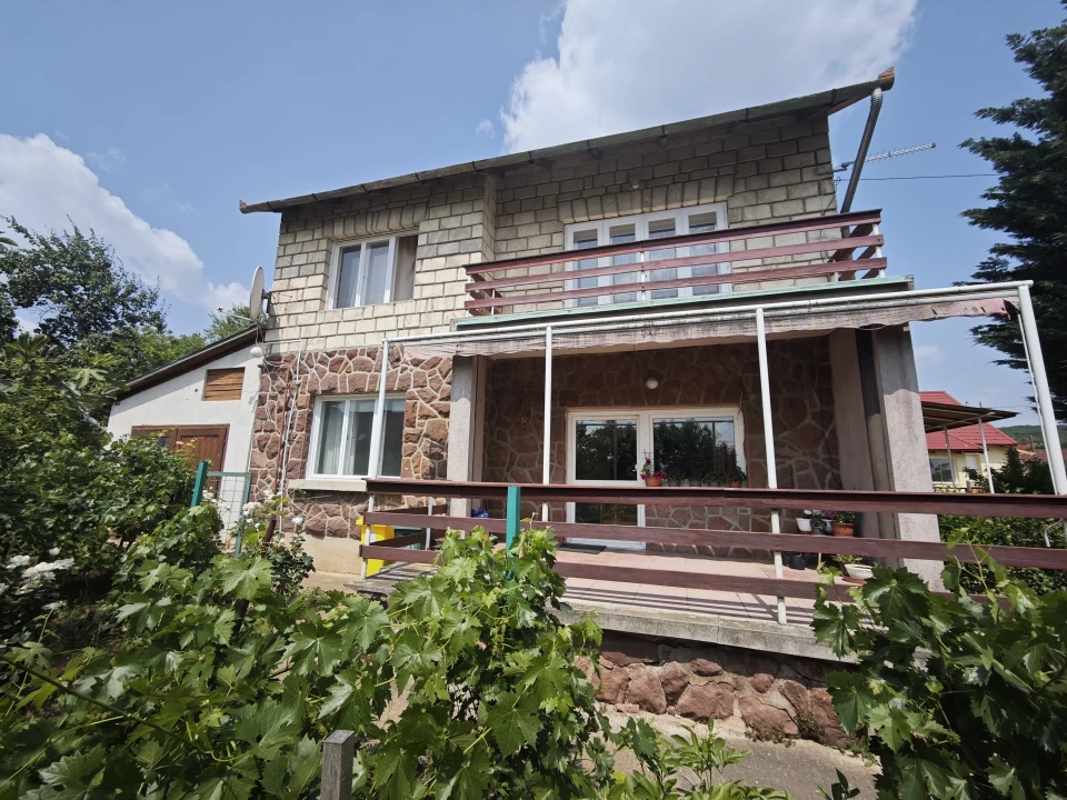 Eladó családi ház, Balatonalmádi