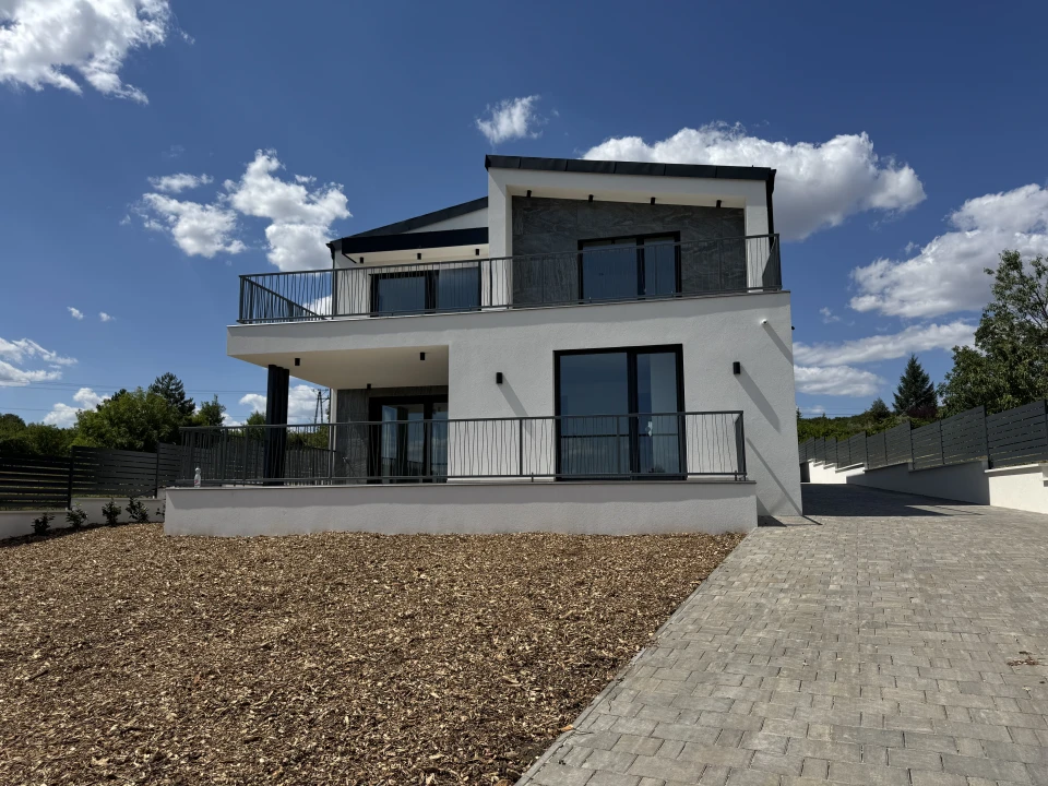 c3-1-name c2-19-name, Balatonalmádi