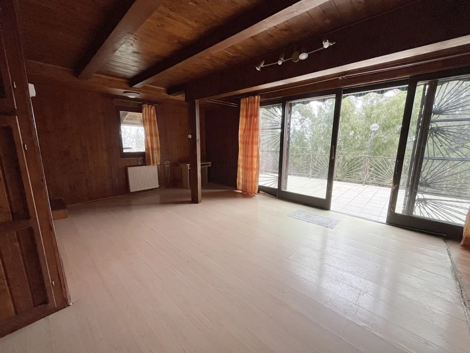 c3-1-name c2-1-name, Leányfalu, Malomhegyi utca 3