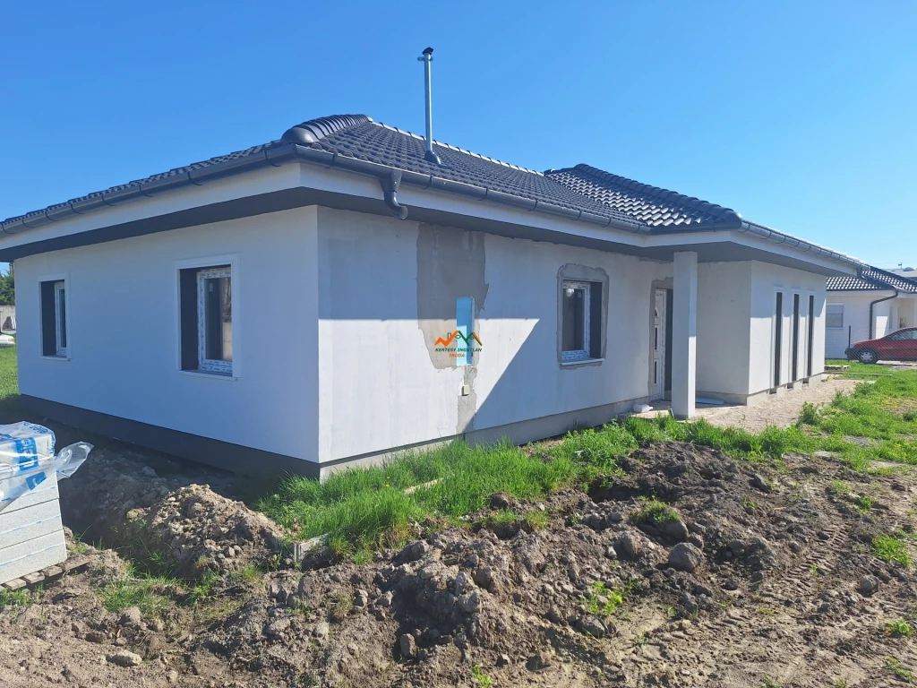 c3-1-name c2-1-name, Kiskunlacháza