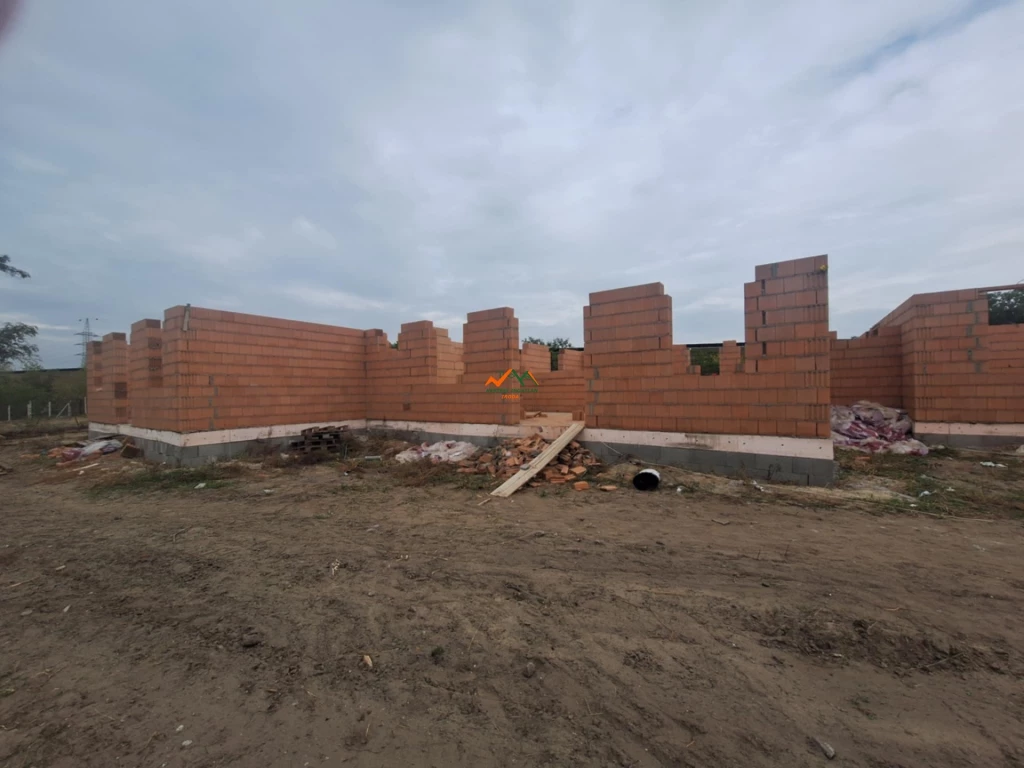 c3-1-name c2-82-name, Dunaharaszti