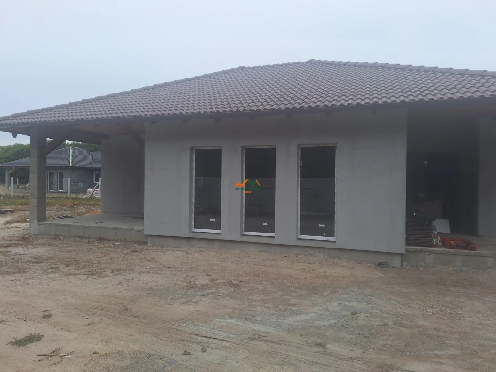 c3-1-name c2-2-name, Kiskunlacháza