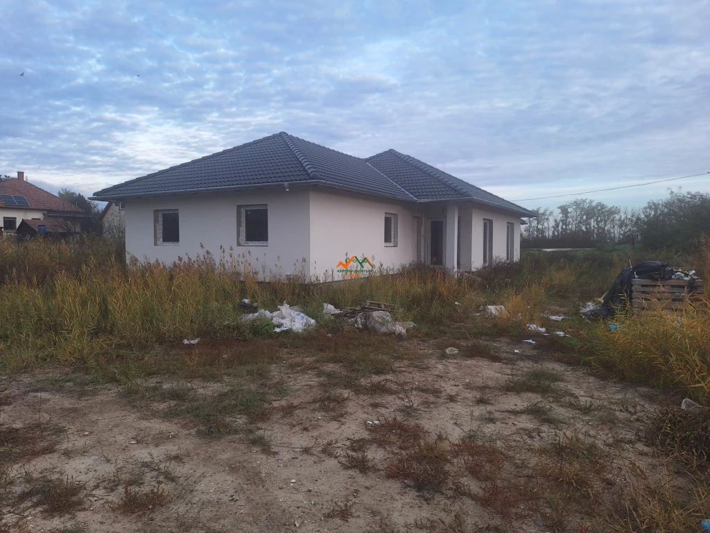 c3-1-name c2-1-name, Ráckeve