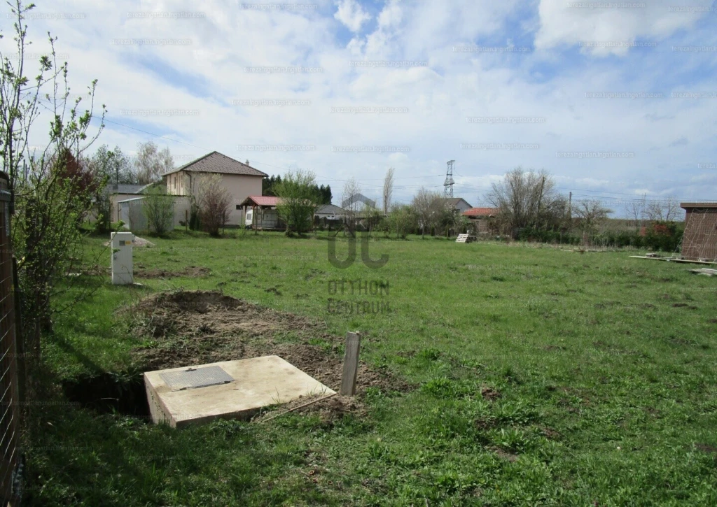 Eladó építési telek, Lepsény, Lepsény