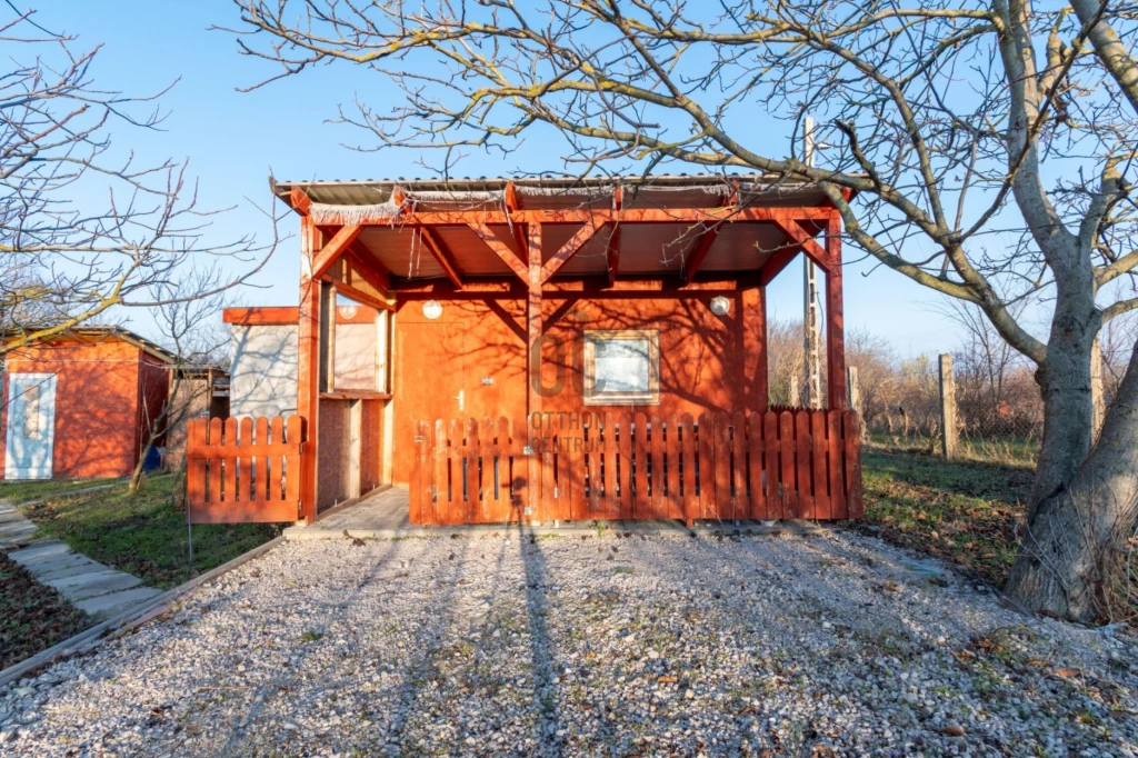 Eladó külterületi telek, Székesfehérvár, Szárazrét-Feketehegy