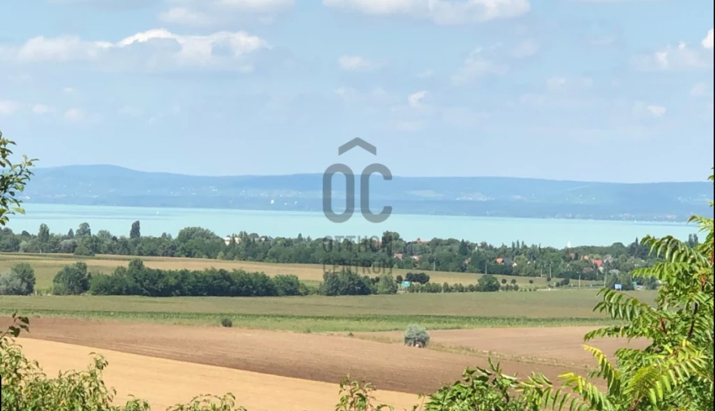 Eladó külterületi telek, Balatonszárszó, Balatonszárszó