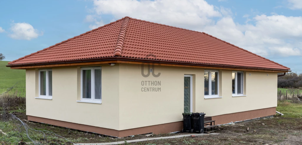 Eladó családi ház, Várpalota, Inota