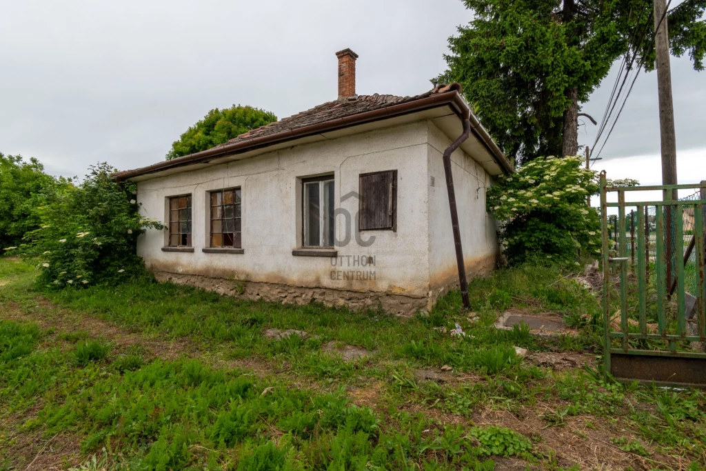 c3-1-name c2-1-name, Polgárdi, Polgárdi