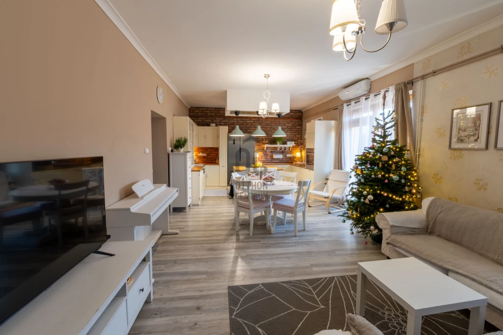 For sale brick flat, Székesfehérvár, Prohászka