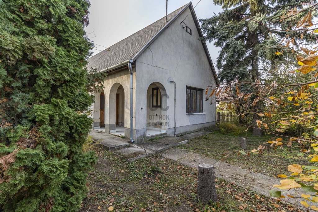 Eladó családi ház, Jenő, Jenő