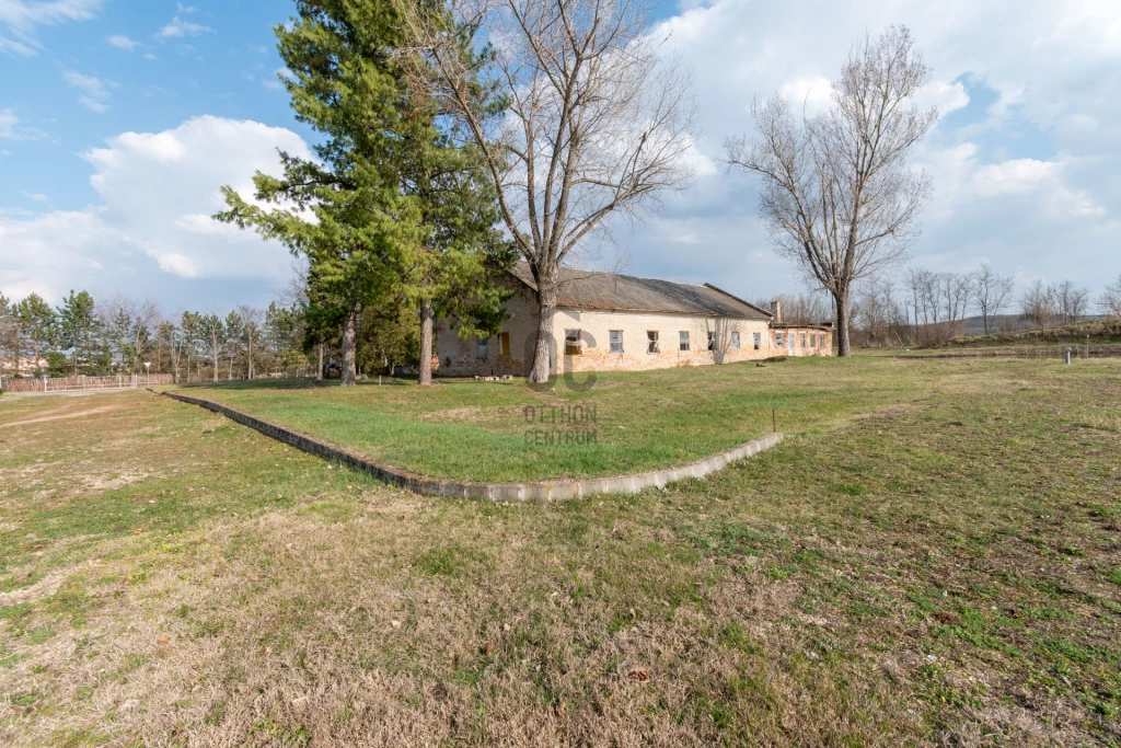 For sale periphery plot, Lovasberény, Lovasberény