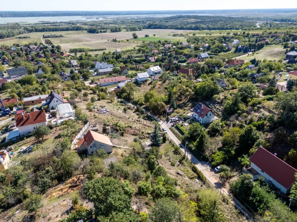 Eladó építési telek, Sukoró, Sukoró