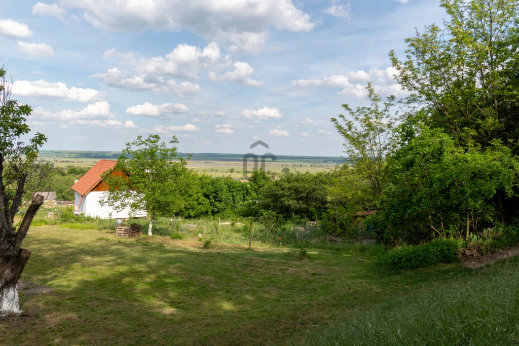 Eladó külterületi telek, Csákvár, Sashegy
