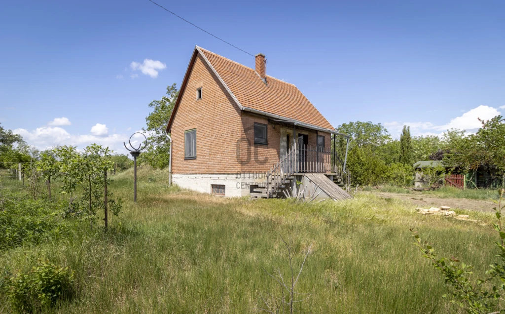 c3-1-name c2-63-name, Polgárdi, Polgárdiszőlőhegy