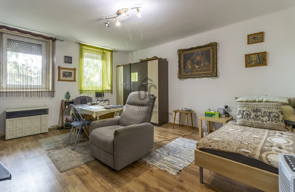 Eladó téglalakás, Székesfehérvár, Alsóváros