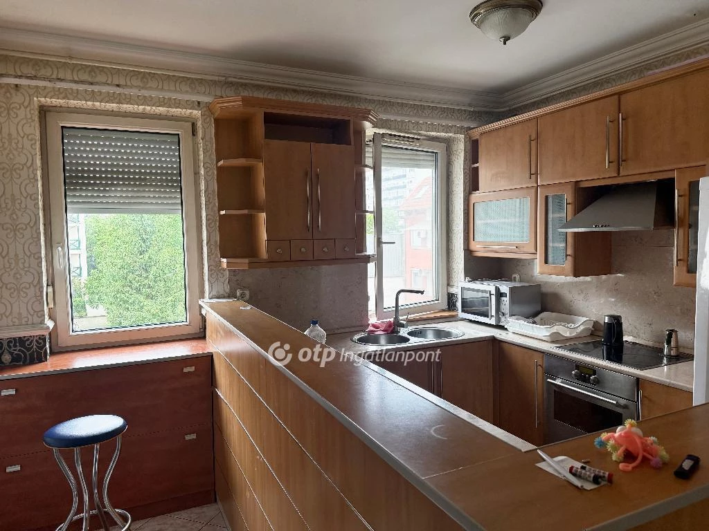 For rent brick flat, Nyíregyháza, Belváros