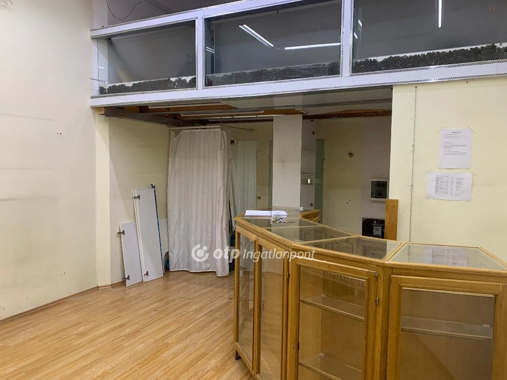 For sale store, Debrecen
