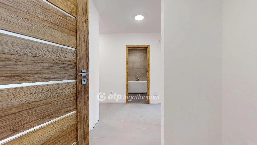 Eladó Lakás, Nyíregyháza