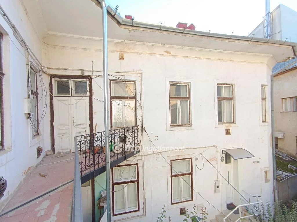 Nyíregyháza eladó lakás 150 m2