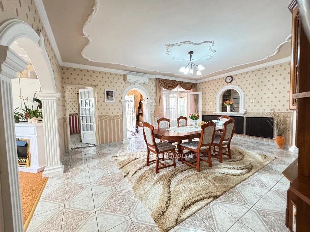 Eladó Ház, Hajdúböszörmény