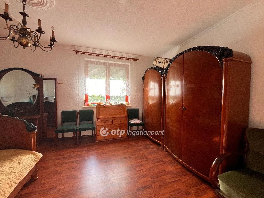 Eladó Ház, Tiszaeszlár