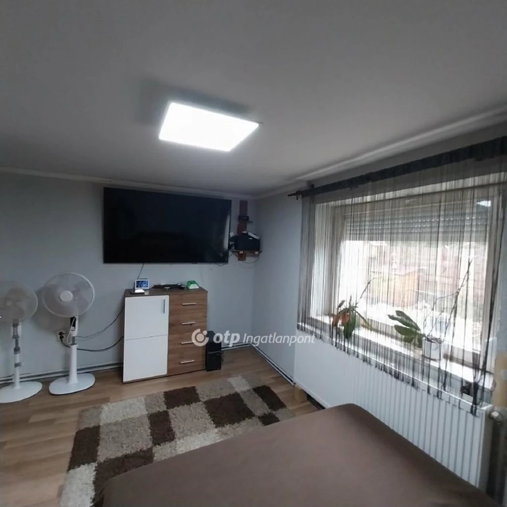 Eladó Ház, Nyírpazony