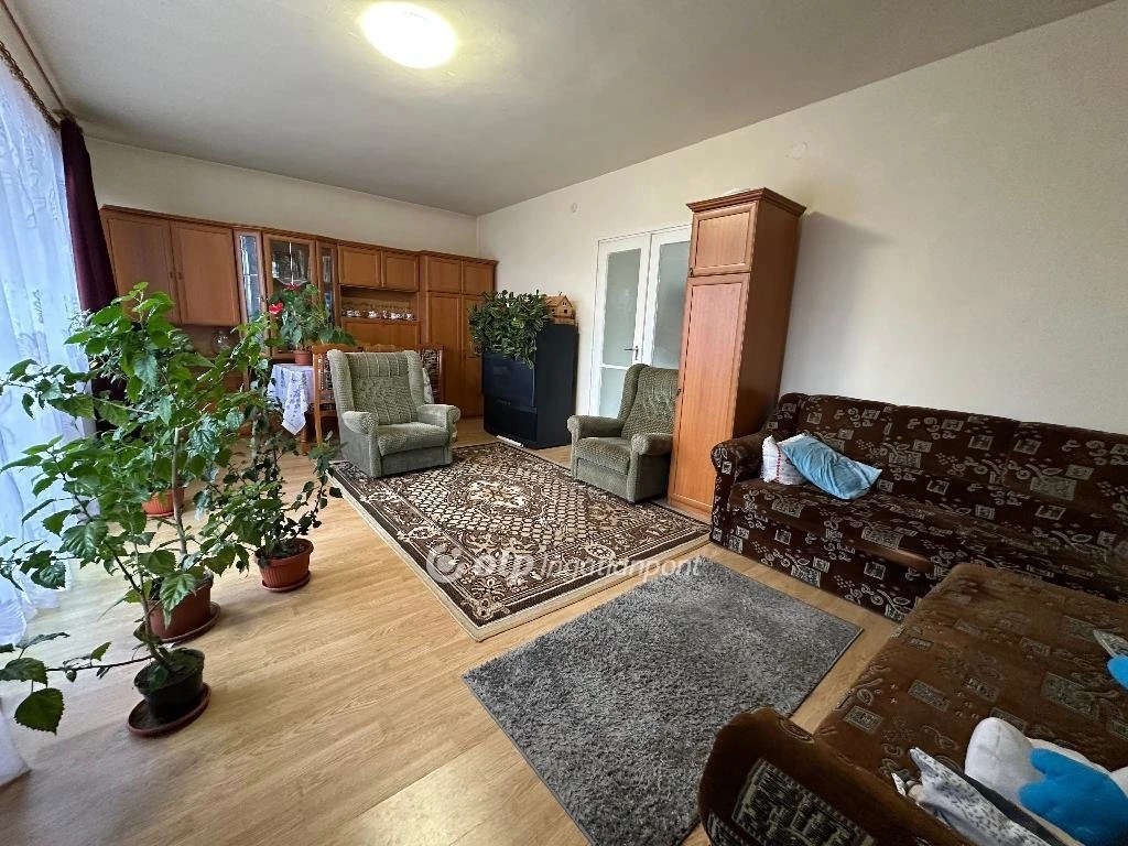 Eladó Ház, Nagykálló