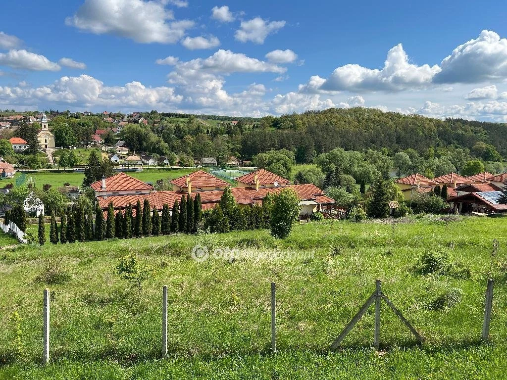 Eladó Telek, Berkenye