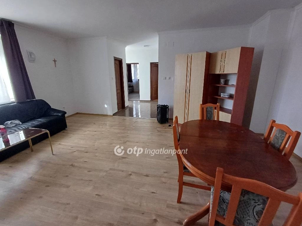 c3-2-name c2-1-name, Nyíregyháza