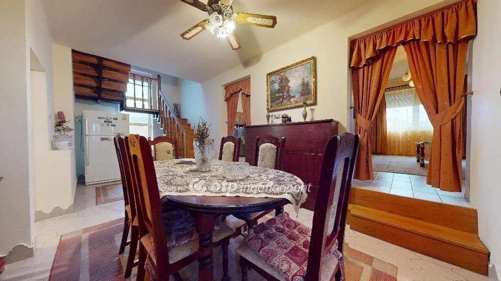 Eladó Ház, Nagykálló