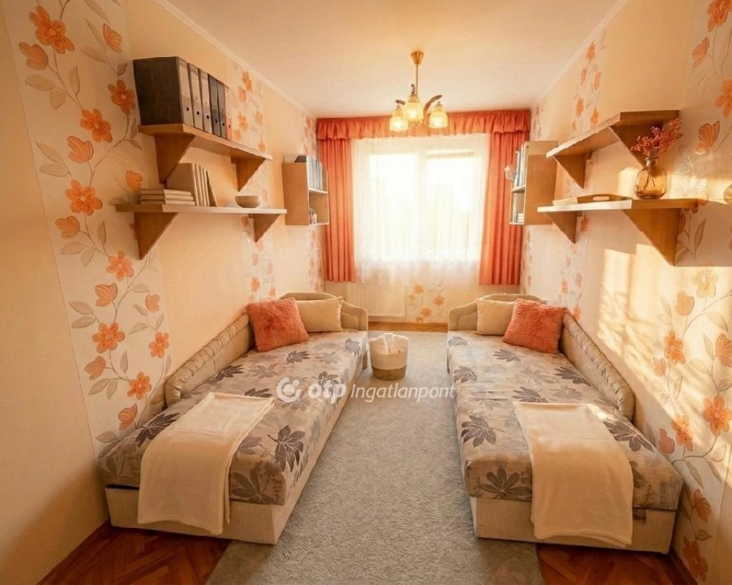 Eladó Lakás, Nyíregyháza