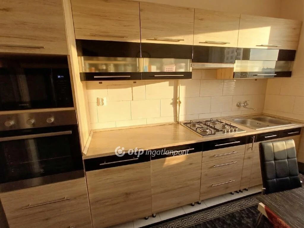 c3-1-name c2-19-name, Nyíregyháza