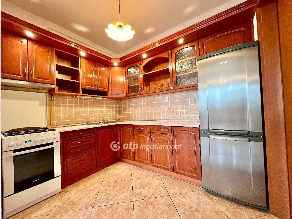 c3-1-name c2-19-name, Nyíregyháza