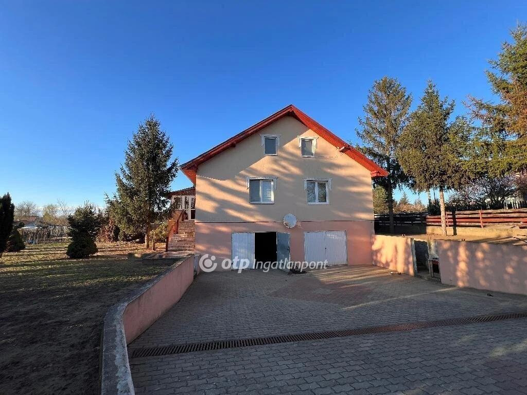 Nyíregyháza eladó ház 260 m2
