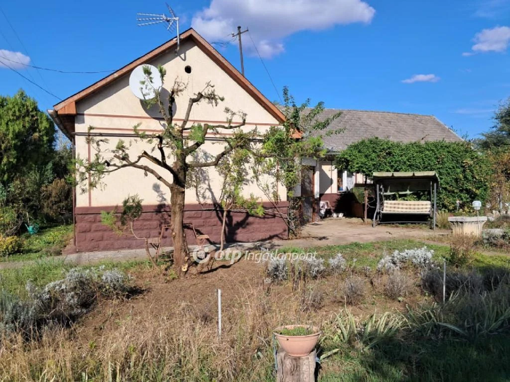 Eladó Ház, Nagycserkesz