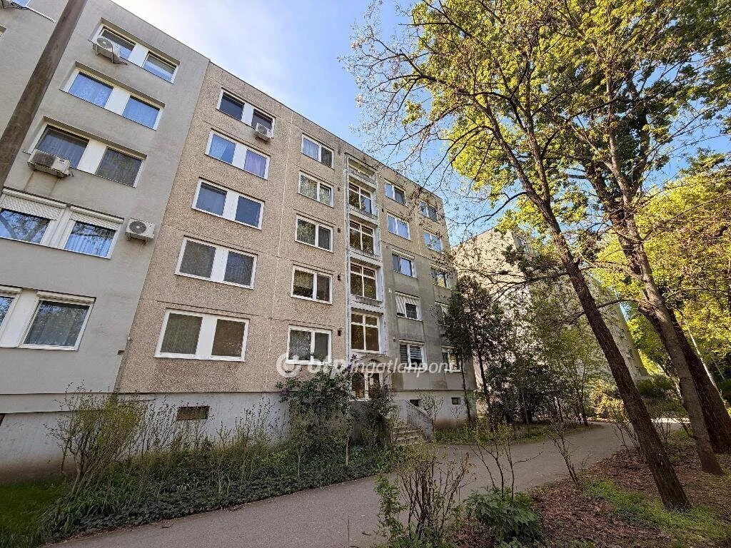 Eladó Lakás, Nyíregyháza