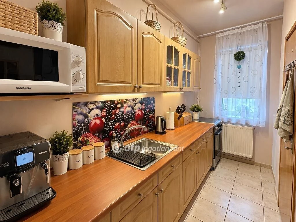 Eladó Lakás, Nyíregyháza