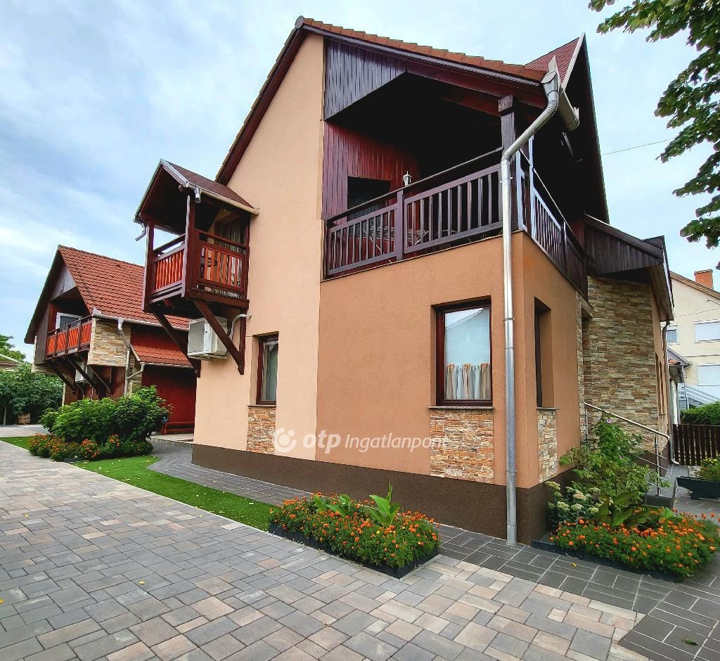 Eladó Ház, Hajdúszoboszló