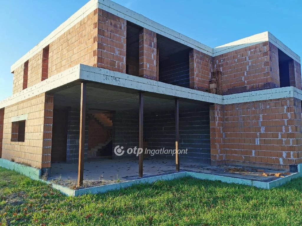 c3-1-name c2-50-name, Debrecen