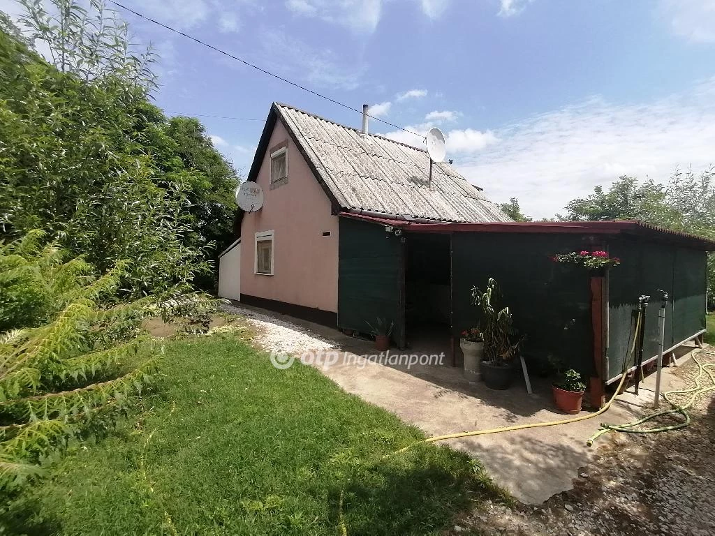 For sale house, Hajdúsámson