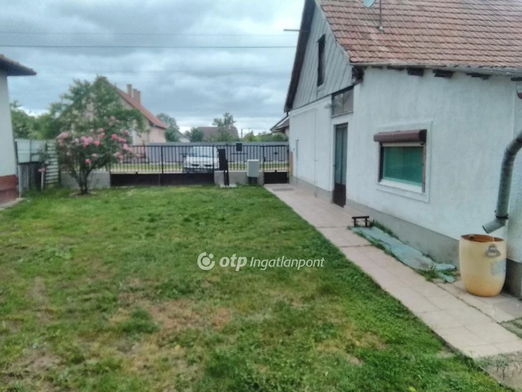 For sale house, Derecske