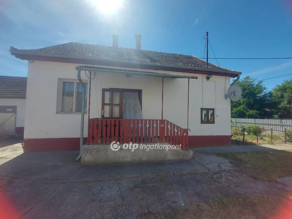 For sale house, Hosszúpályi